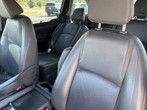 Used 2020 Honda Odyssey EX-L image 11