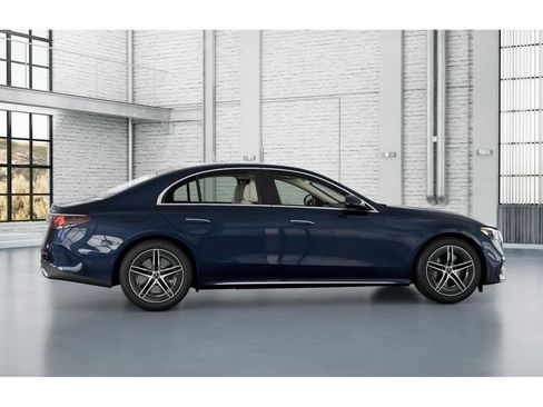 New 2026 Mercedes-Benz E 450 4MATIC Sedan image 17