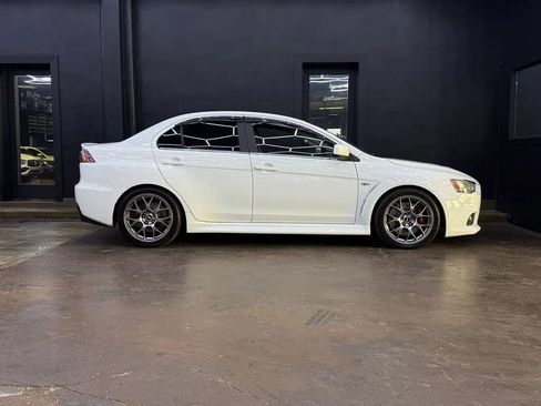 Used 2011 Mitsubishi Lancer Evolution MR AWD/4WD image 10