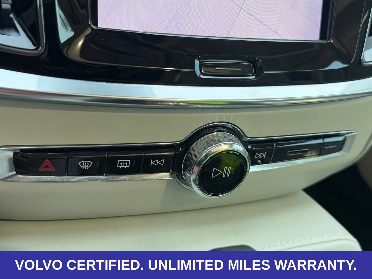 Certified 2024 Volvo S60 T8 Plus w/ Climate Package AWD/4WD image 25