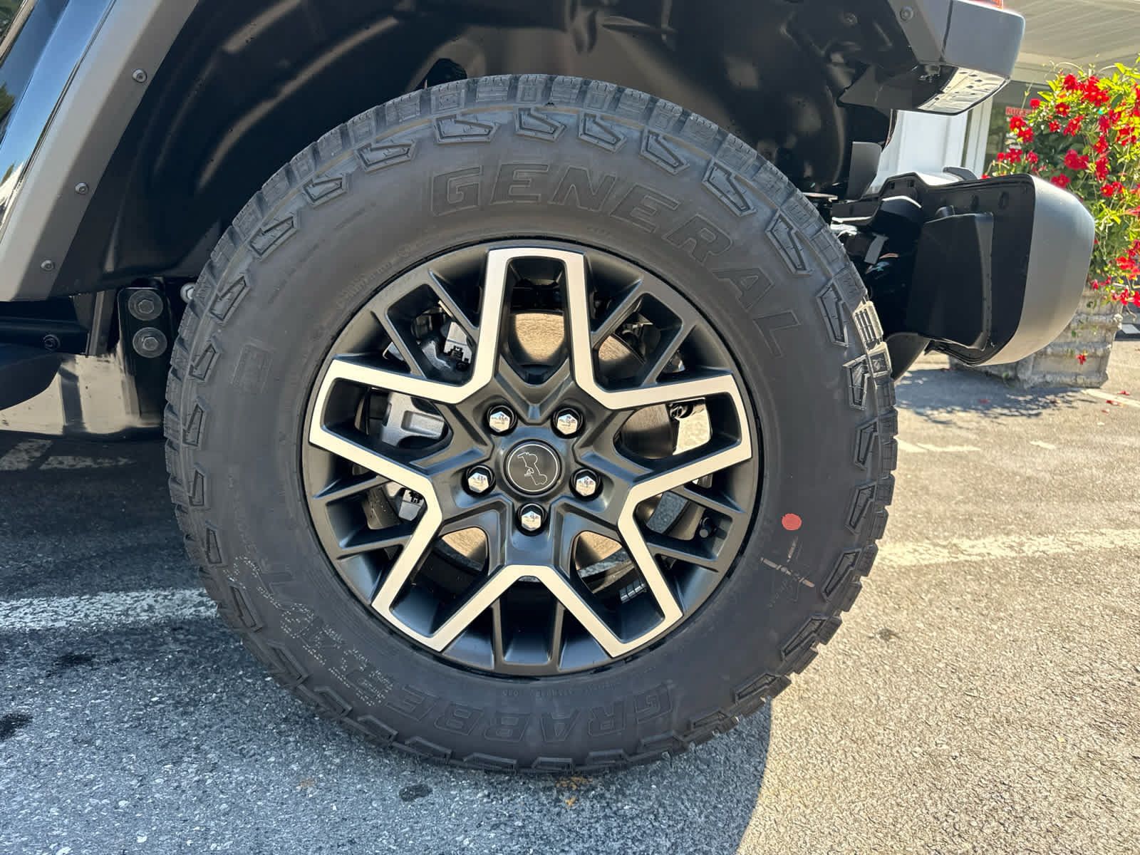 New 2027 Jeep Wrangler Unlimited Sahara AWD/4WD image 6