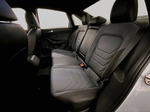 Used 2025 Volkswagen Jetta GLI Autobahn FWD image 25