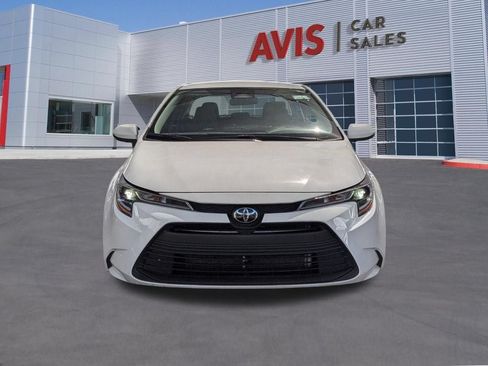 Used 2025 Toyota Corolla LE FWD image 10