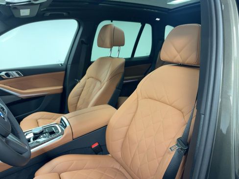 New 2026 BMW X5 sDrive40i w/ M Sport Package image 23