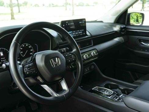 Used 2023 Honda Pilot EX-L image 16
