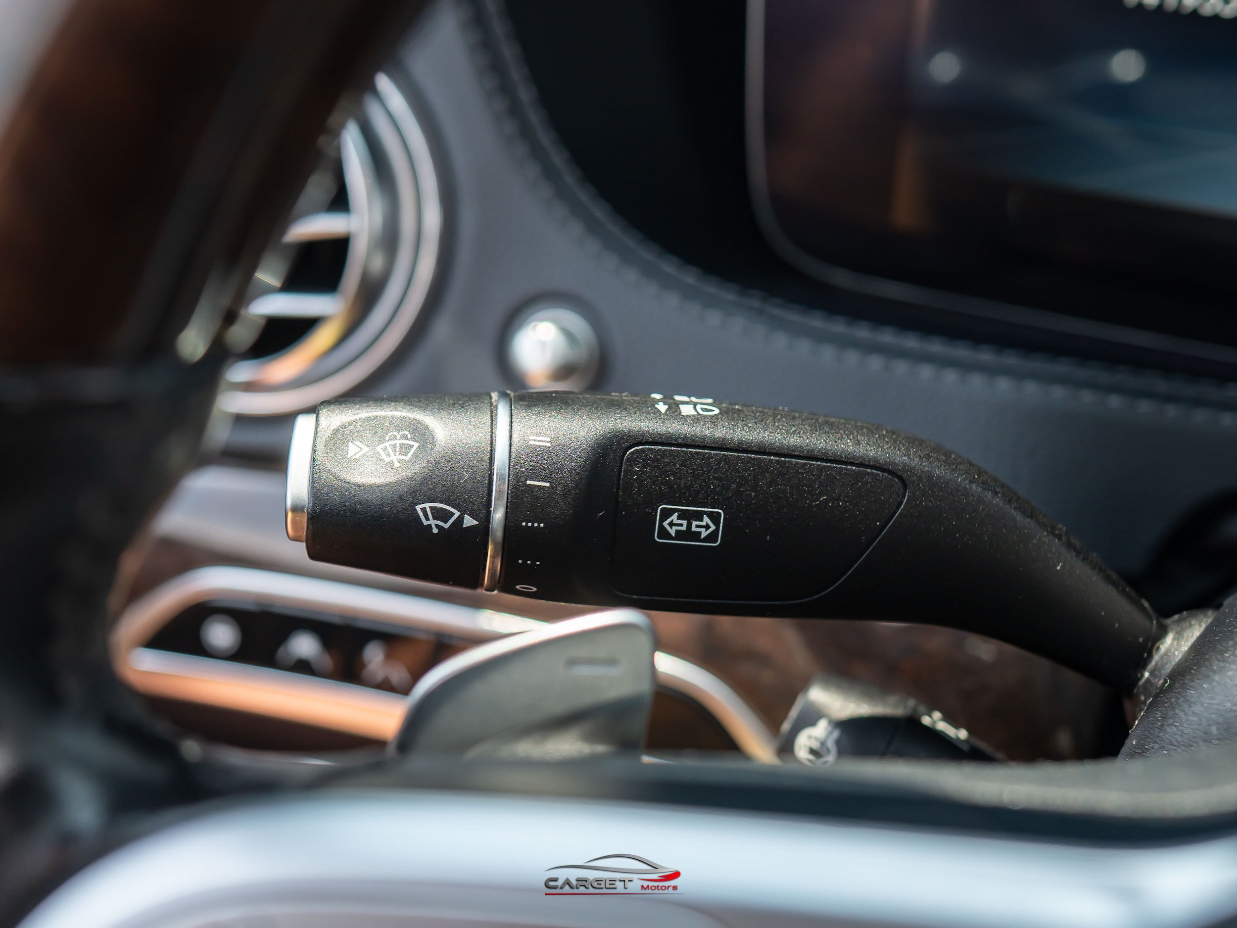Used 2019 Mercedes-Benz S 560 4MATIC Sedan image 29