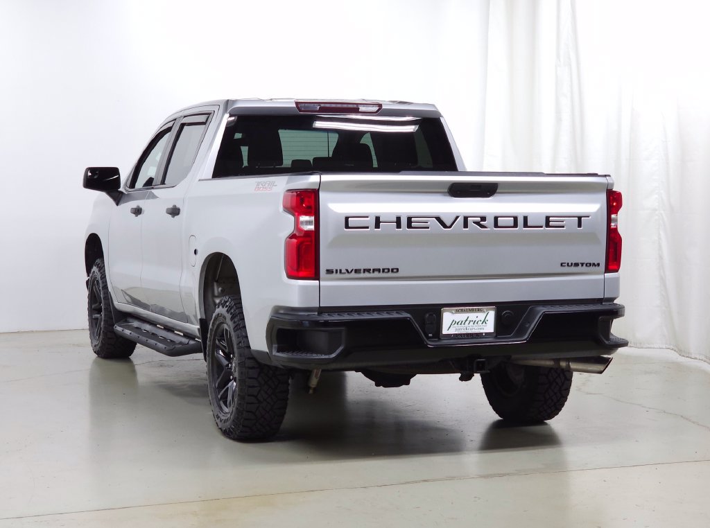 Used 2021 Chevrolet Silverado 1500 Custom Trail Boss w/ LPO, Dark Essentials Package AWD/4WD image 5