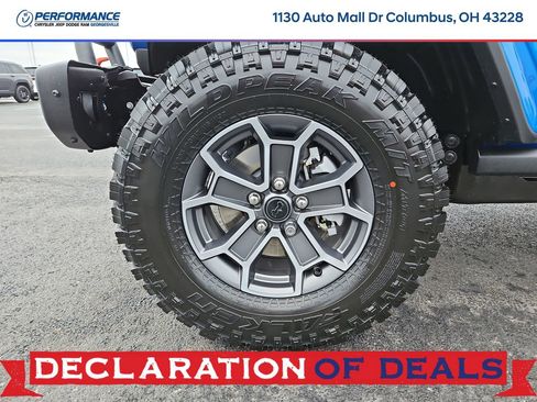 New 2026 Jeep Gladiator Mojave w/ Steel Bumper Group AWD/4WD image 10
