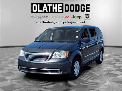 Used 2016 Chrysler Town & Country Touring w/ Driver Convenience Group