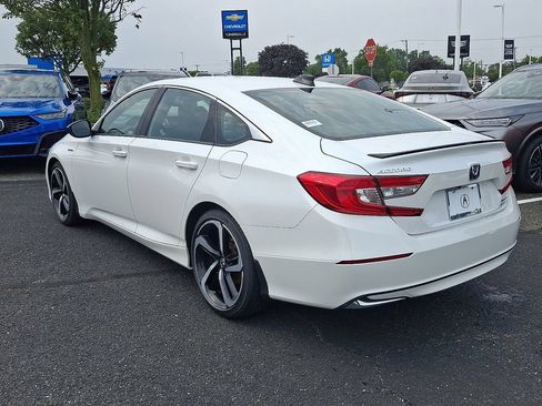 Used 2022 Honda Accord Sport image 4