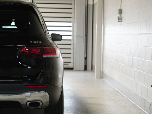 Certified 2023 Mercedes-Benz GLB 250 GLB 250 image 11