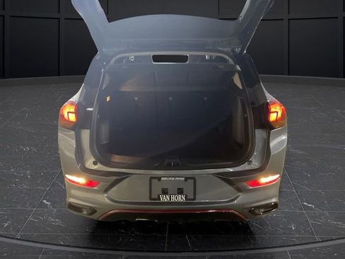 Used 2021 Buick Encore GX Select w/ Sport Touring Package image 12