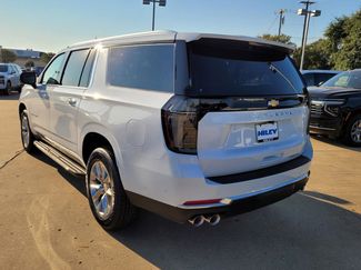 New 2026 Chevrolet Suburban Premier w/ Sun And Tow Package video 3