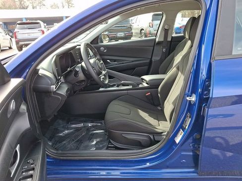 Used 2023 Hyundai Elantra SEL image 16