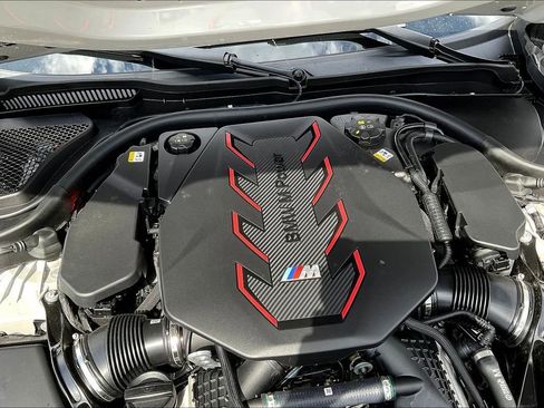 Used 2025 BMW M5 Touring AWD/4WD image 29