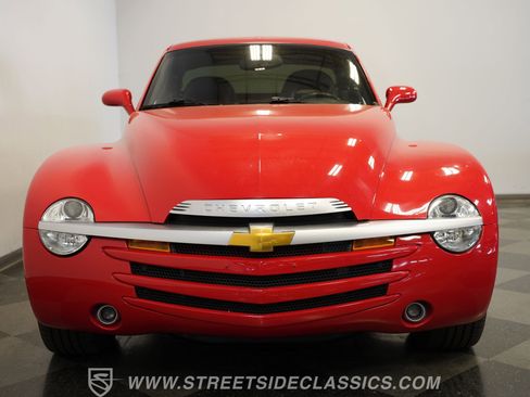 Used 2003 Chevrolet SSR w/ Preferred Equipment Group RWD image 18