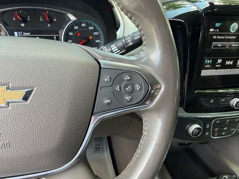 Used 2019 Chevrolet Traverse LT FWD image 20