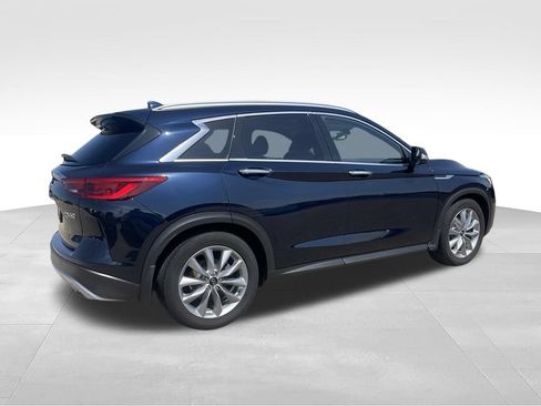 Used 2020 INFINITI QX50 Luxe w/ Navigation Package AWD/4WD image 4