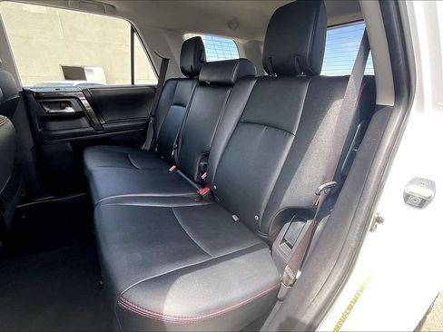 Used 2024 Toyota 4Runner TRD Off-Road Premium w/ Moonroof Package AWD/4WD image 25