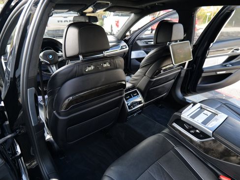 Used 2018 BMW M760i xDrive M760i xDrive Sedan image 49