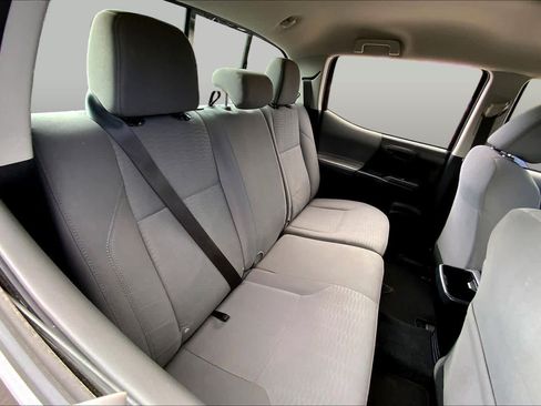 Used 2018 Toyota Tacoma SR w/ SR Convenience Package RWD image 18