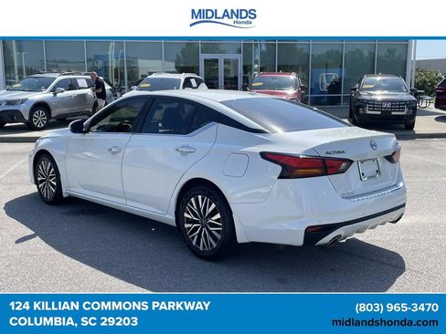 Used 2023 Nissan Altima 2.5 SV w/ SV Premium Package FWD image 4
