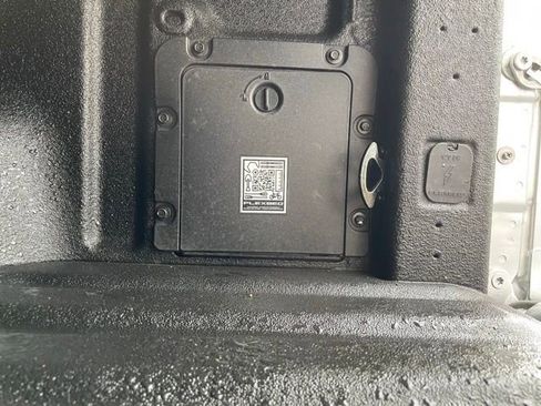 Certified 2022 Ford Maverick XLT FWD image 32