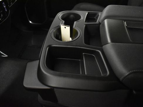 Used 2025 Chevrolet Silverado 1500 LT image 35