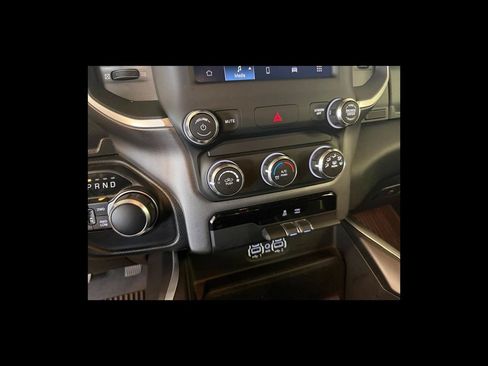 Used 2022 RAM 1500 Big Horn AWD/4WD image 23