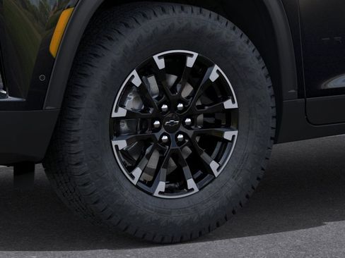 New 2026 Chevrolet Traverse Z71 w/ Enhanced Driving Package AWD/4WD image 9
