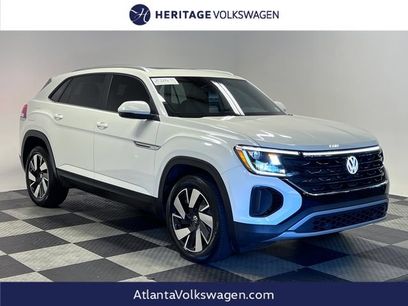 Certified 2024 Volkswagen Atlas Cross Sport SE w/ Panoramic Sunroof Package
