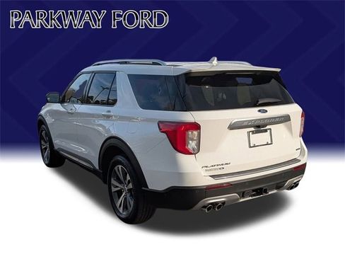 Used 2020 Ford Explorer Platinum w/ Premium Technology Package image 7