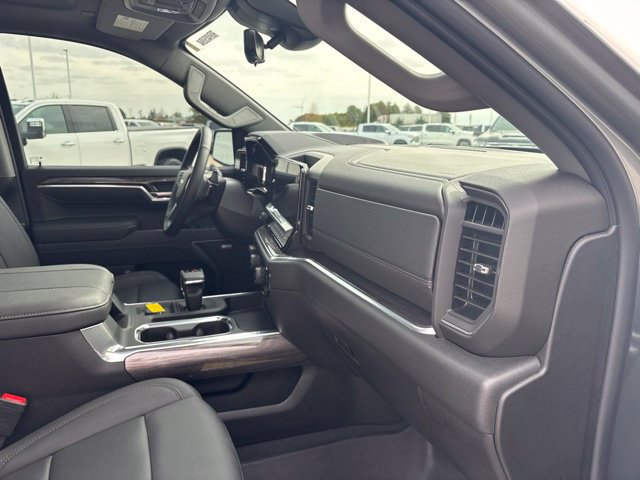 Used 2026 Chevrolet Silverado 1500 LTZ w/ LTZ Premium Package AWD/4WD image 26