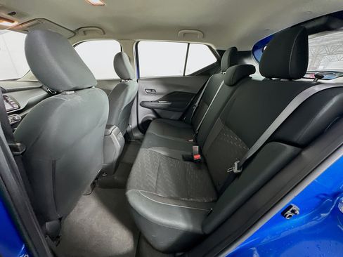 Used 2024 Nissan Kicks SV image 25