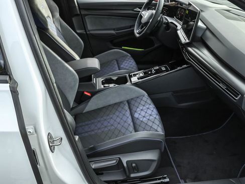 New 2025 Volkswagen Golf R Black Edition image 40