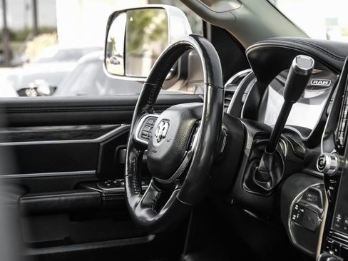 Used 2020 RAM 3500 Laramie AWD/4WD image 11