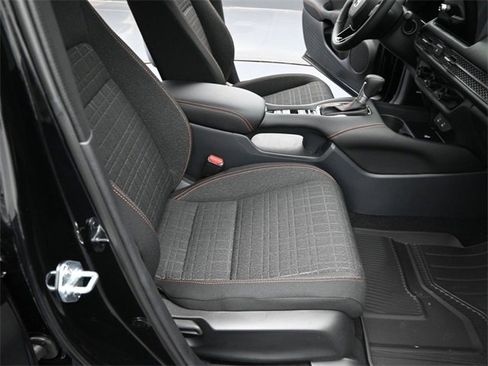 New 2026 Honda HR-V Sport image 33