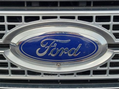 Used 2019 Ford F250 Platinum w/ Platinum Ultimate Package image 22