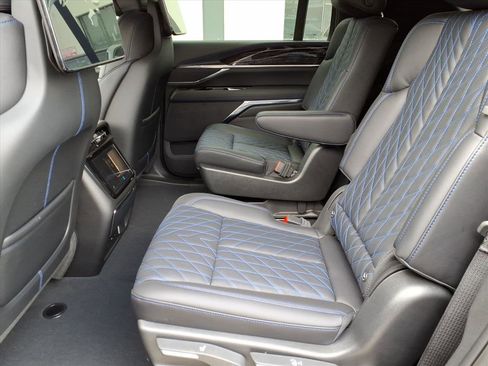 New 2026 Cadillac Escalade IQL Luxury image 4