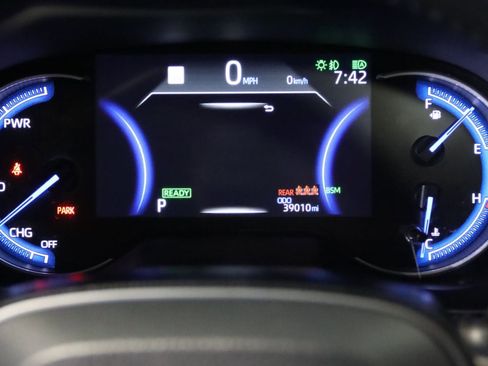 Used 2022 Toyota RAV4 Limited AWD/4WD image 38