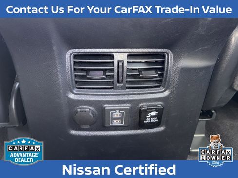 Certified 2024 Nissan Titan SV w/ SV Bronze Edition Package image 33