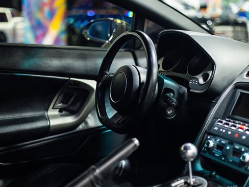 Used 2004 Lamborghini Gallardo image 23