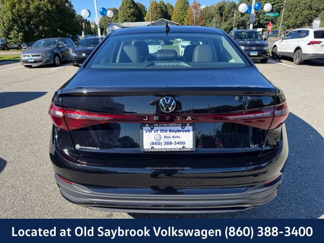 Certified 2025 Volkswagen Jetta SE FWD image 6