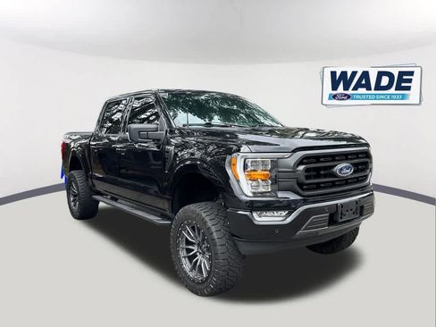Used 2022 Ford F150 XLT w/ Equipment Group 302A High RWD image 3