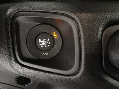 Used 2024 Jeep Wrangler Willys image 17