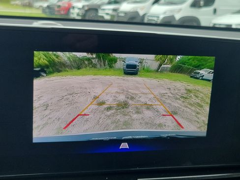 Used 2024 Chevrolet TrailBlazer LT w/ Driver Confidence Package FWD image 20