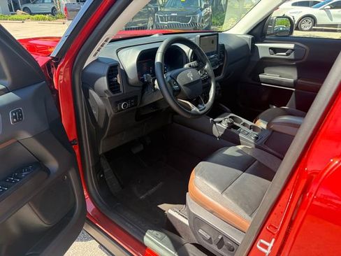 Used 2023 Ford Bronco Sport Outer Banks image 5