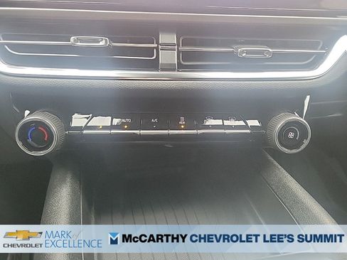 New 2026 Chevrolet Equinox EV LT image 20