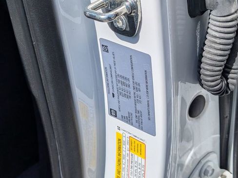 Used 2021 Chevrolet Tahoe RST RWD image 19