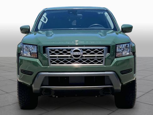 Used 2022 Nissan Frontier SV w/ Technology Package AWD/4WD image 4